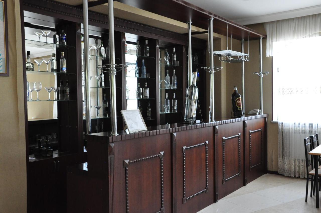 Vilesh Palace Hotel มาซาลเลอ ภายนอก รูปภาพ