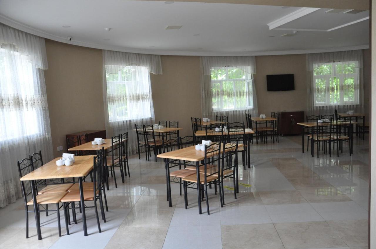 Vilesh Palace Hotel มาซาลเลอ ภายนอก รูปภาพ